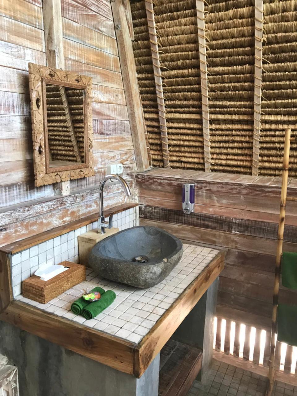 Alam Karang Hotell Gili Gede Exteriör bild