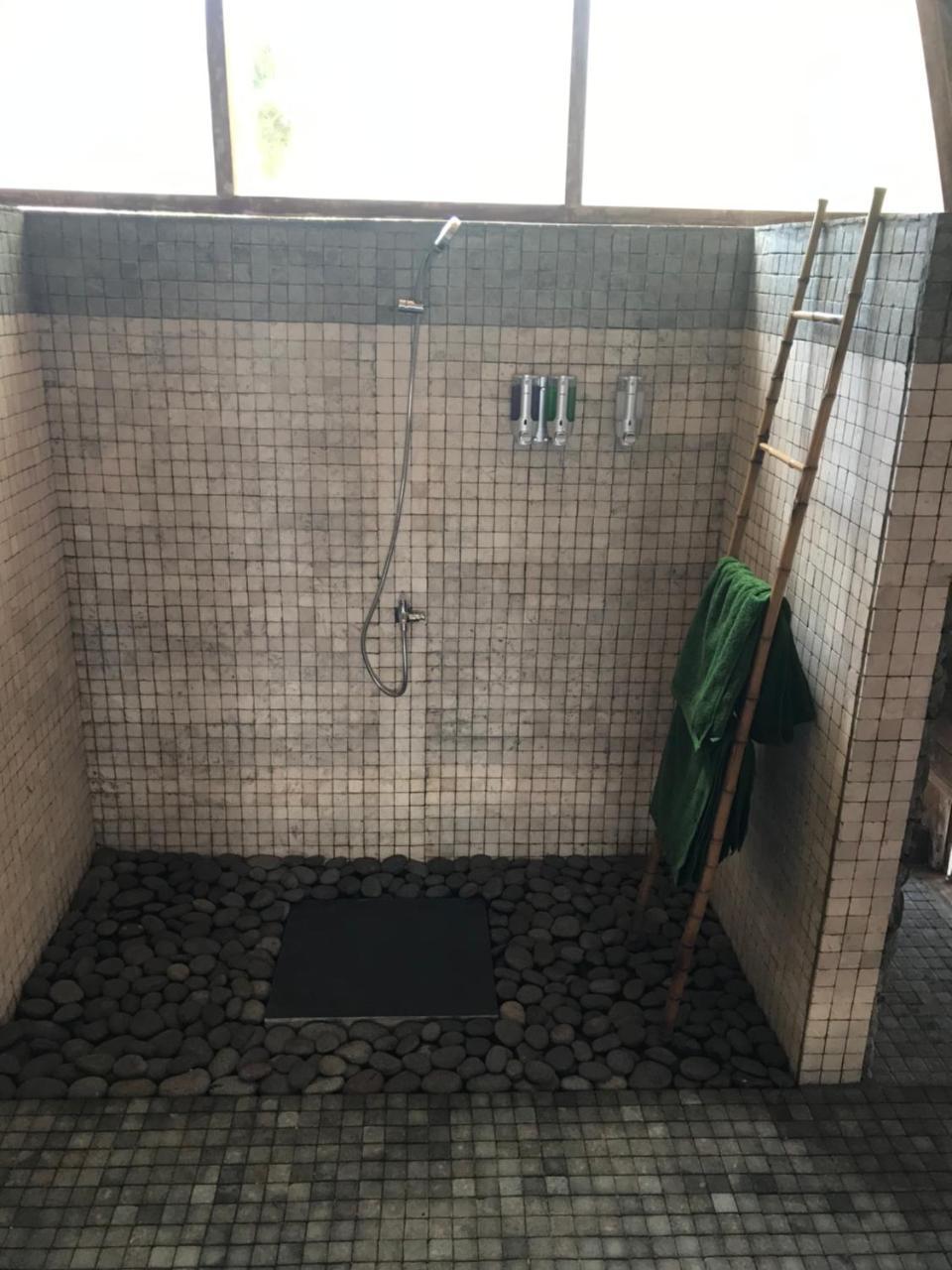 Alam Karang Hotell Gili Gede Exteriör bild