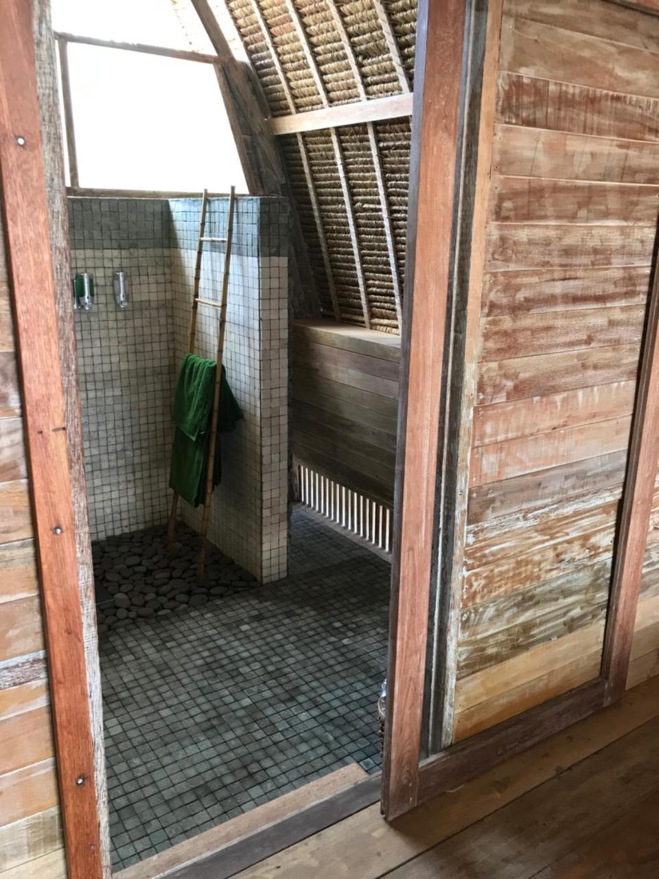 Alam Karang Hotell Gili Gede Exteriör bild