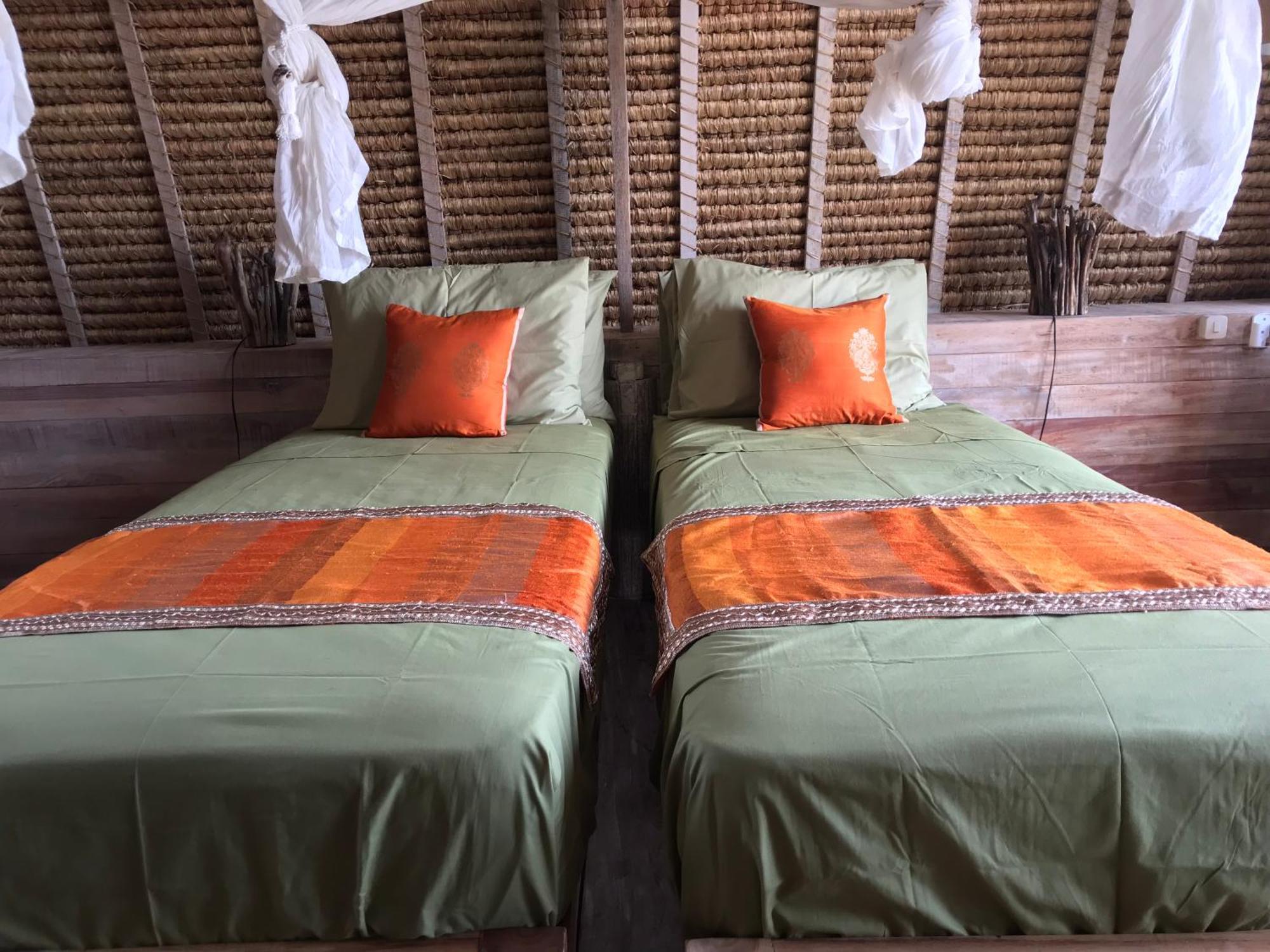 Alam Karang Hotell Gili Gede Exteriör bild